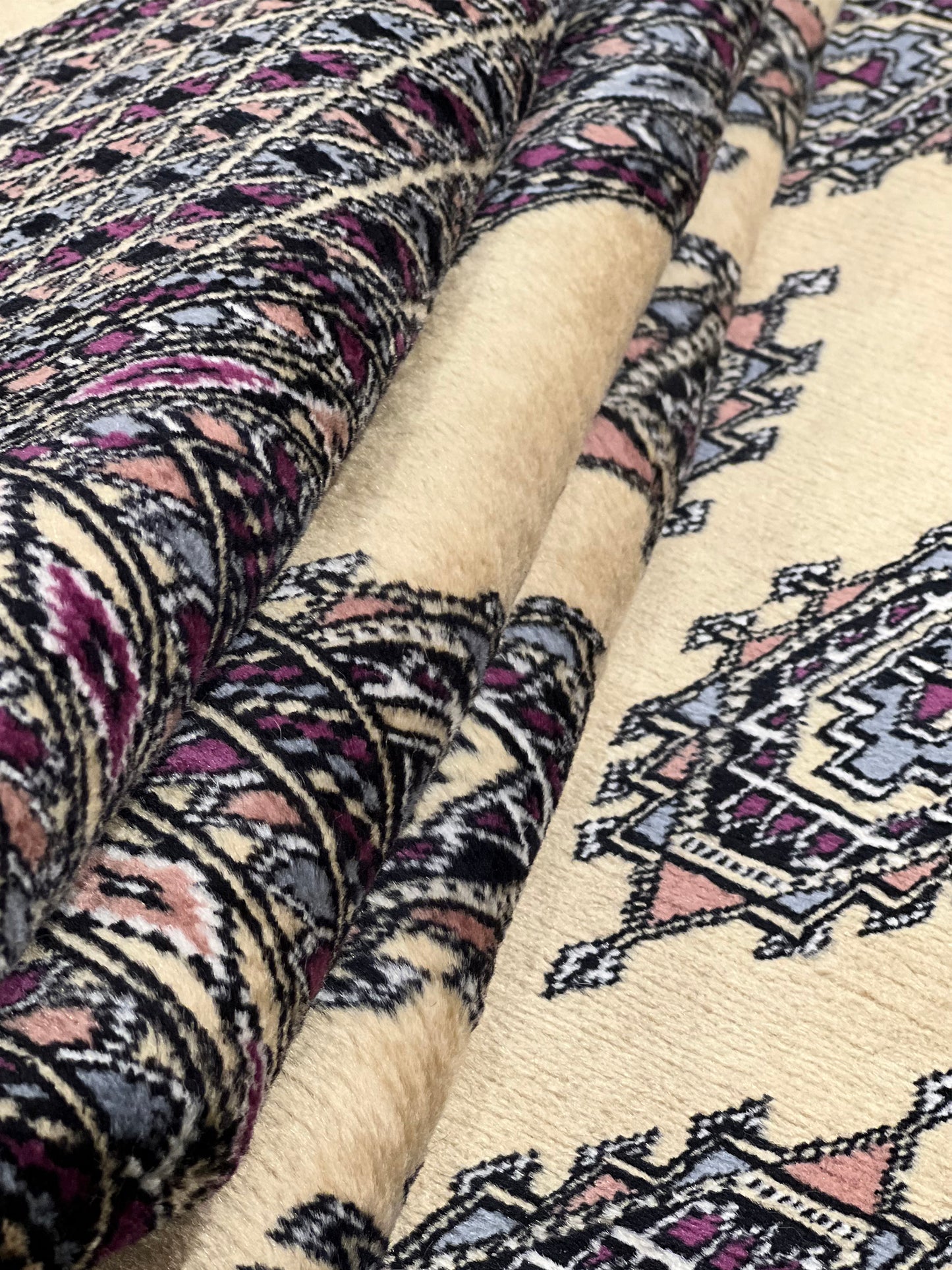 Tapis Étoile de Boukhara