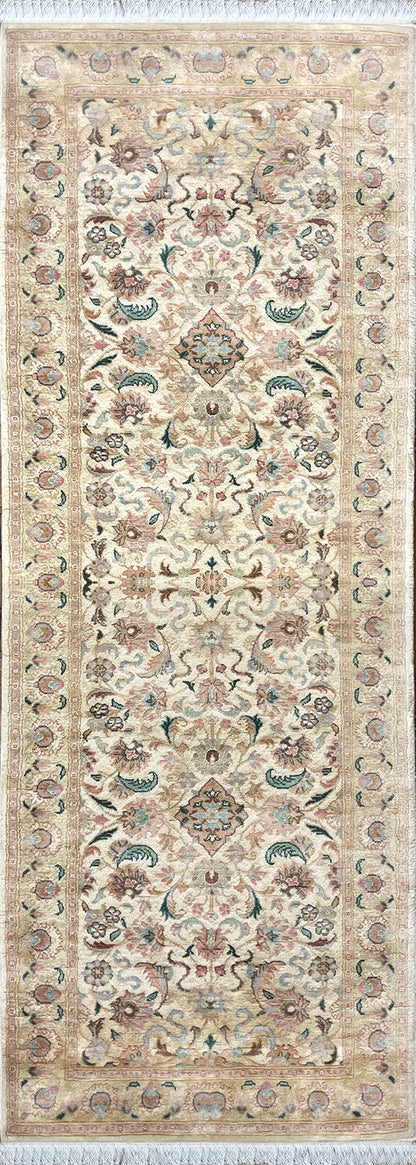 Hispahan Lotus Runner Rug | 6'1" x 2'1" | Home Decor | Hand-knotted Area Rug