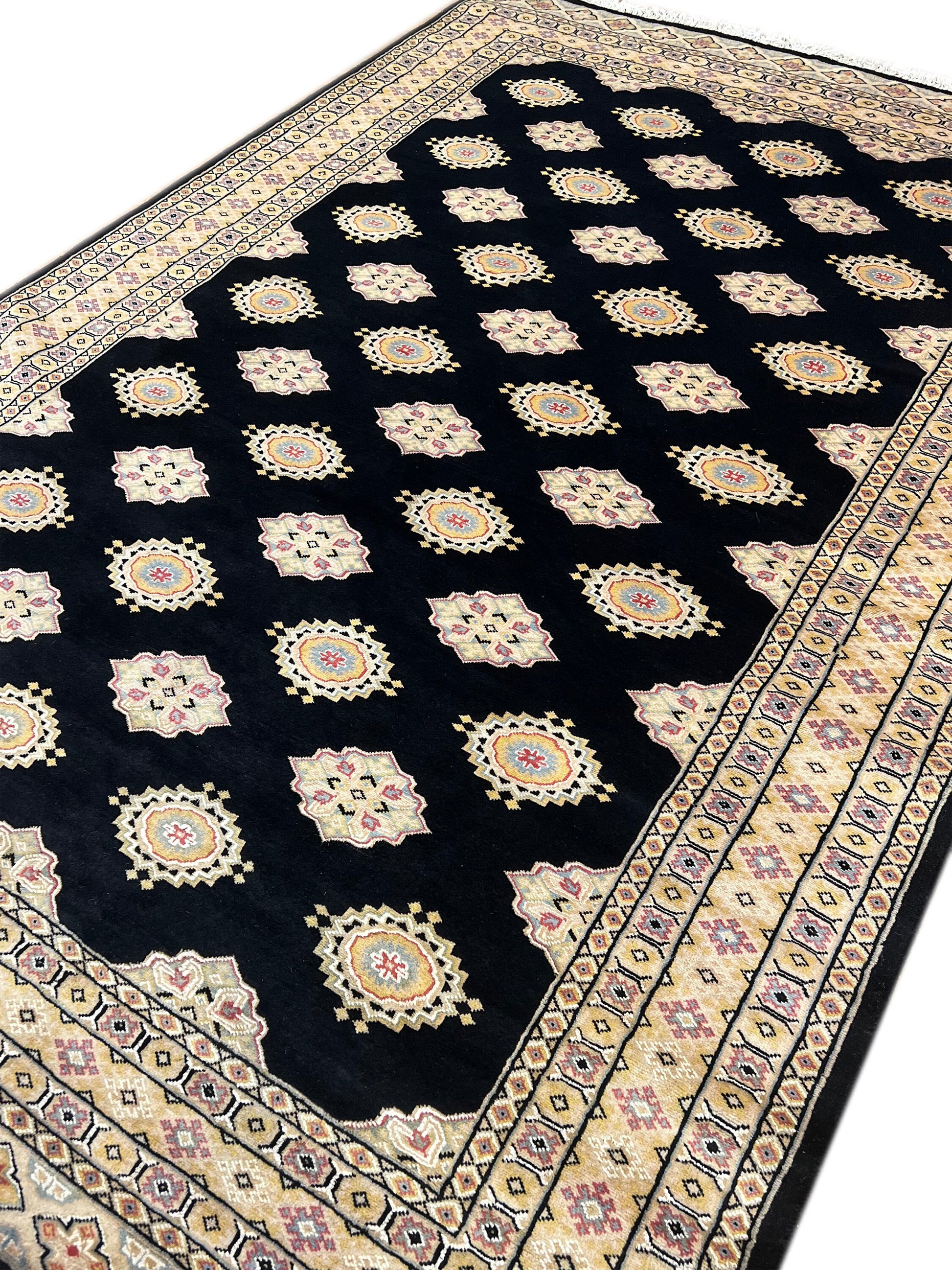 Bokhara Shah Saloor Rug | 9'2" x 6'2" | Home Decor | Hand-knotted Area Rug