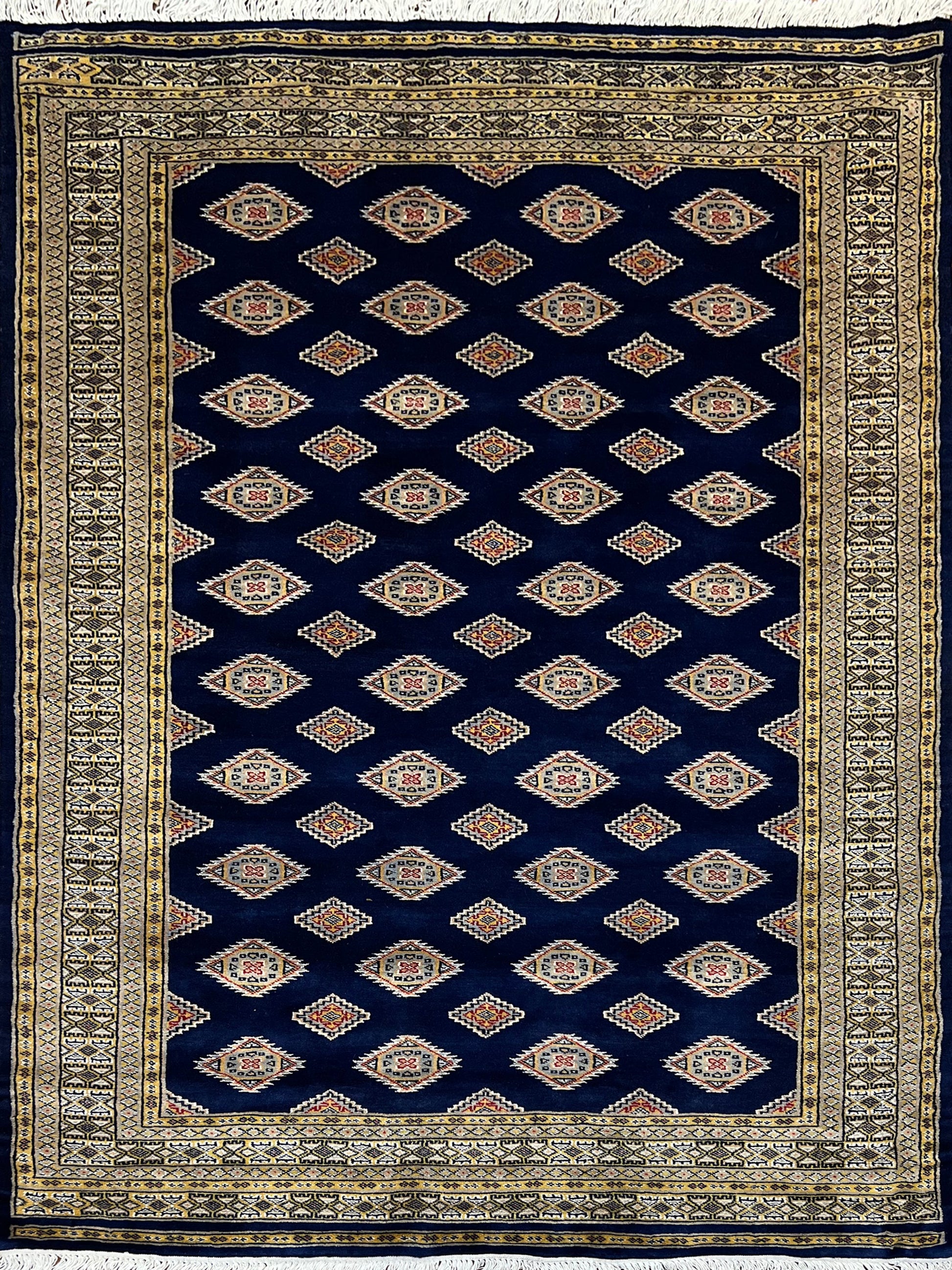 Pende Bokhara Rug | 6'11" x 4'7" | Home Decor | Hand-knotted Area Rug