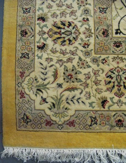 Naeyn Habibian Carpet | 12'6" x 9'1" | Home Decor | Hand-knotted Area Rug