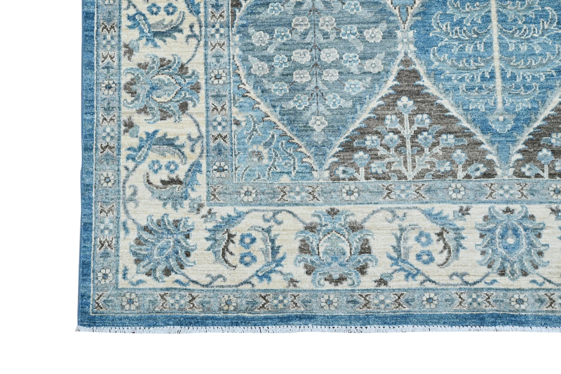 Gardens of Babylon Carpet | 9'2" x 6'4" | Home Decor | Hand-knotted Wool Area Rug