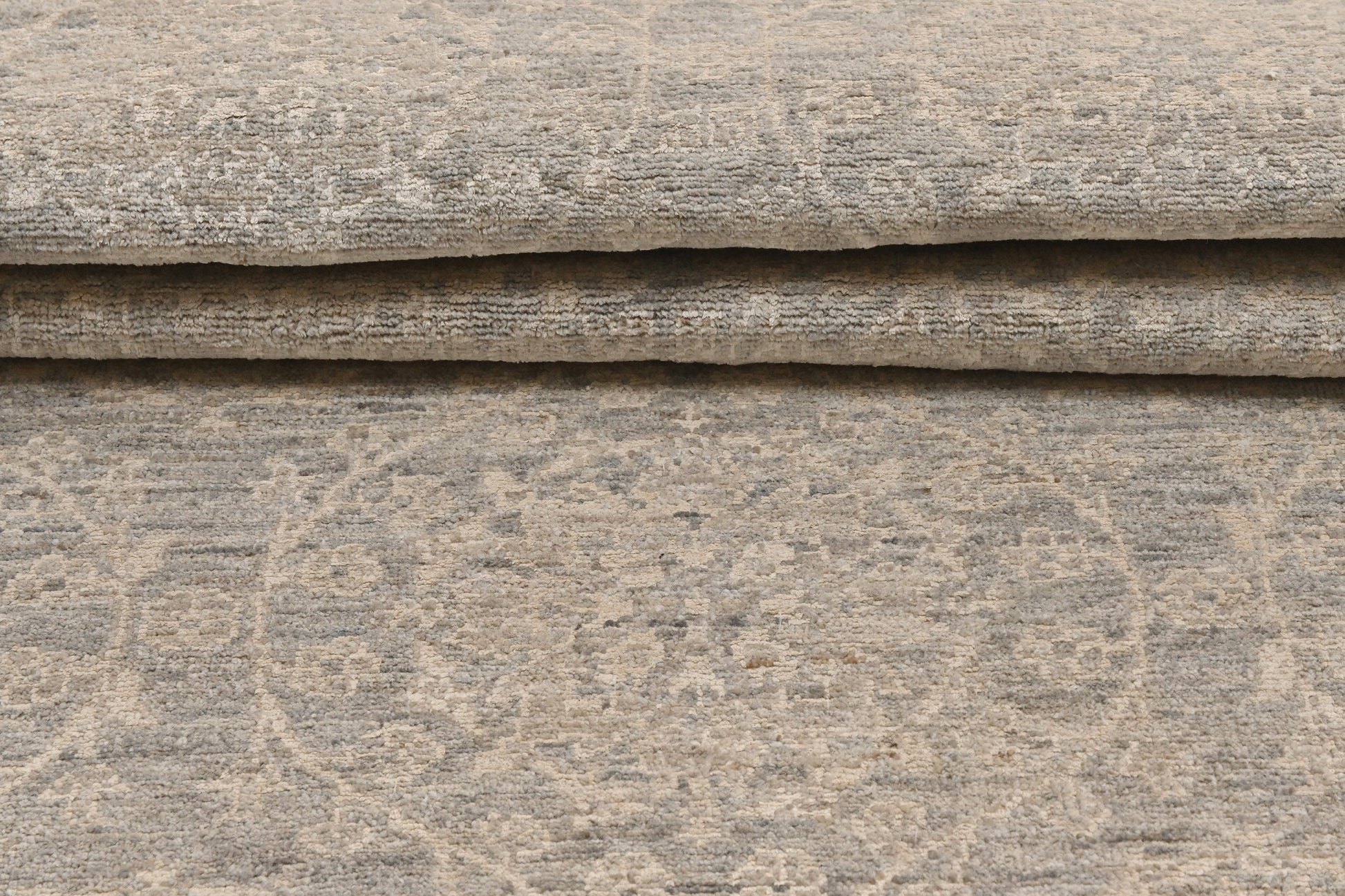 Samoke Runner Rug | 10'1" x 2'9" | Genuine Hand-knotted Rug | Area Rug