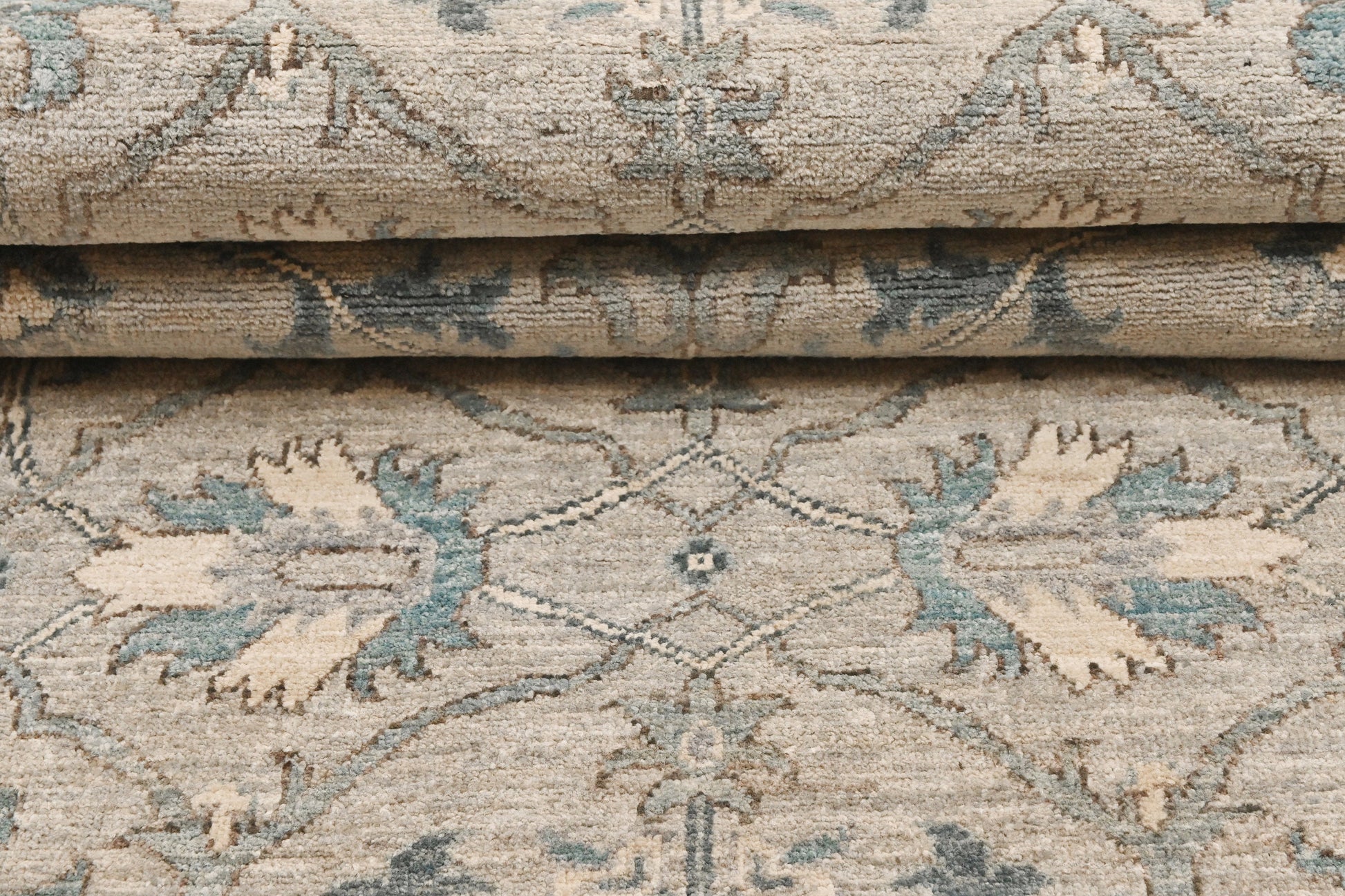 Kandahar Gardens Runner Rug | 10' x 2'11" | Genuine Hand-knotted Rug | Area Rug