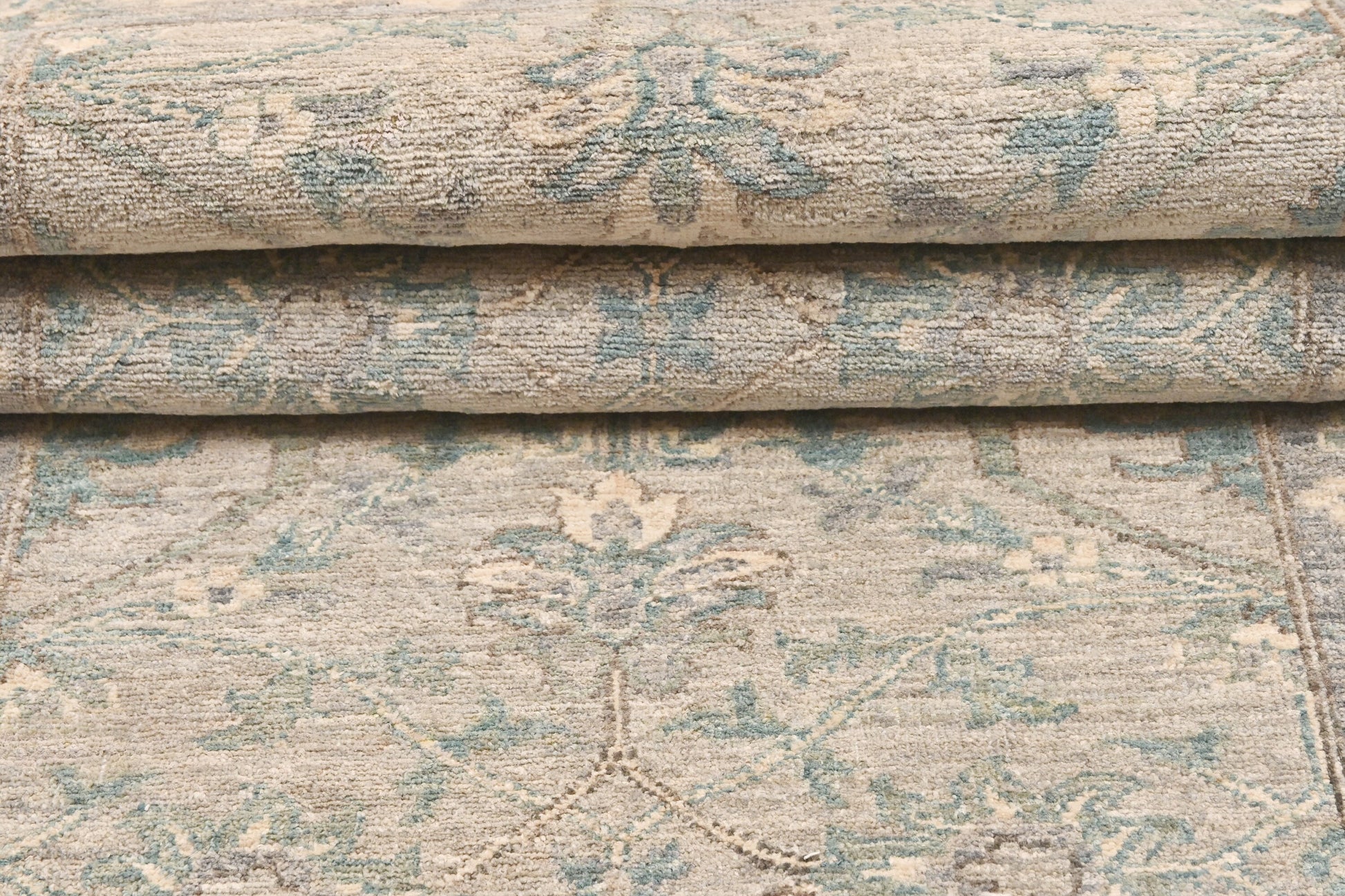 Kandahar Gardens Runner Rug | 9'9" x 2'11" | Genuine Hand-knotted Rug | Area Rug