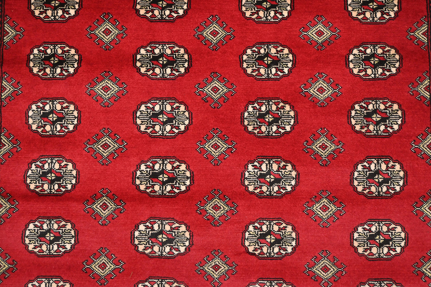 Bokhara Royal Tekke Carpet | 8'11" x 6' | Home Decor | Hand-knotted Wool Area Rug