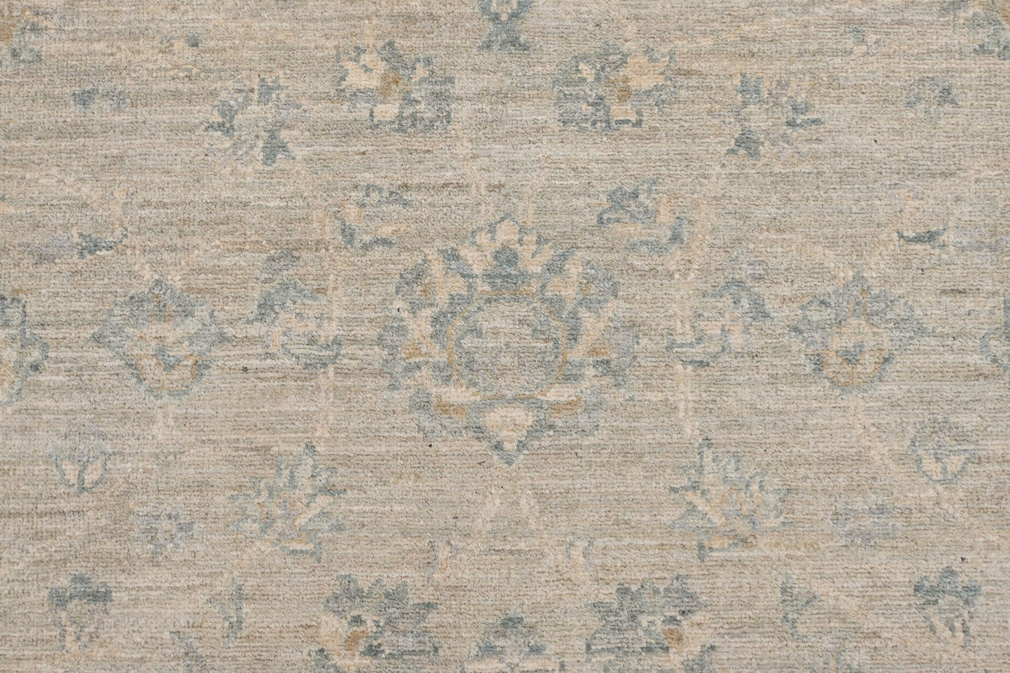 Faryab Lotus Gardens Carpet | 8'2" x 7' | Home Decor | Hand-knotted Wool Area Rug