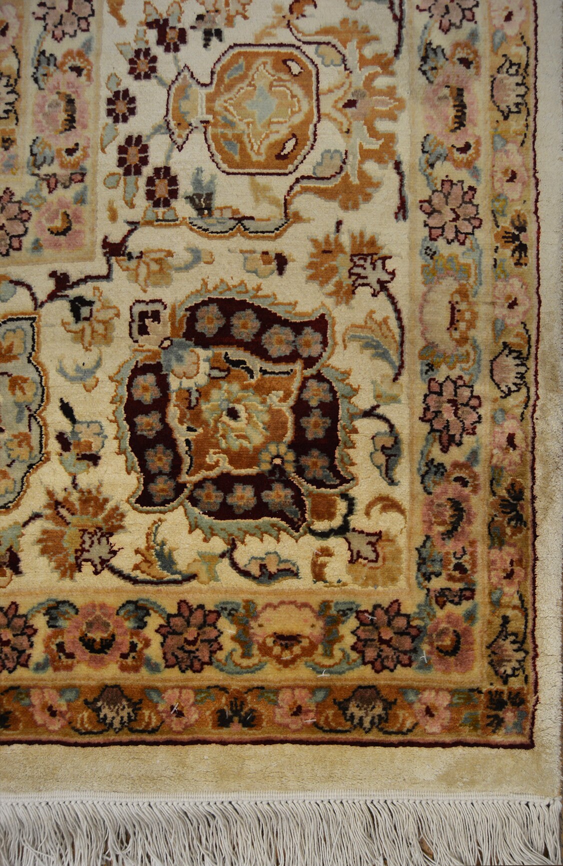 Hispahan Lotus - Gardens of Paradise Silk Carpet | 14'9" x 10' | Home Decor | Wool Area Rug | Interior Decor