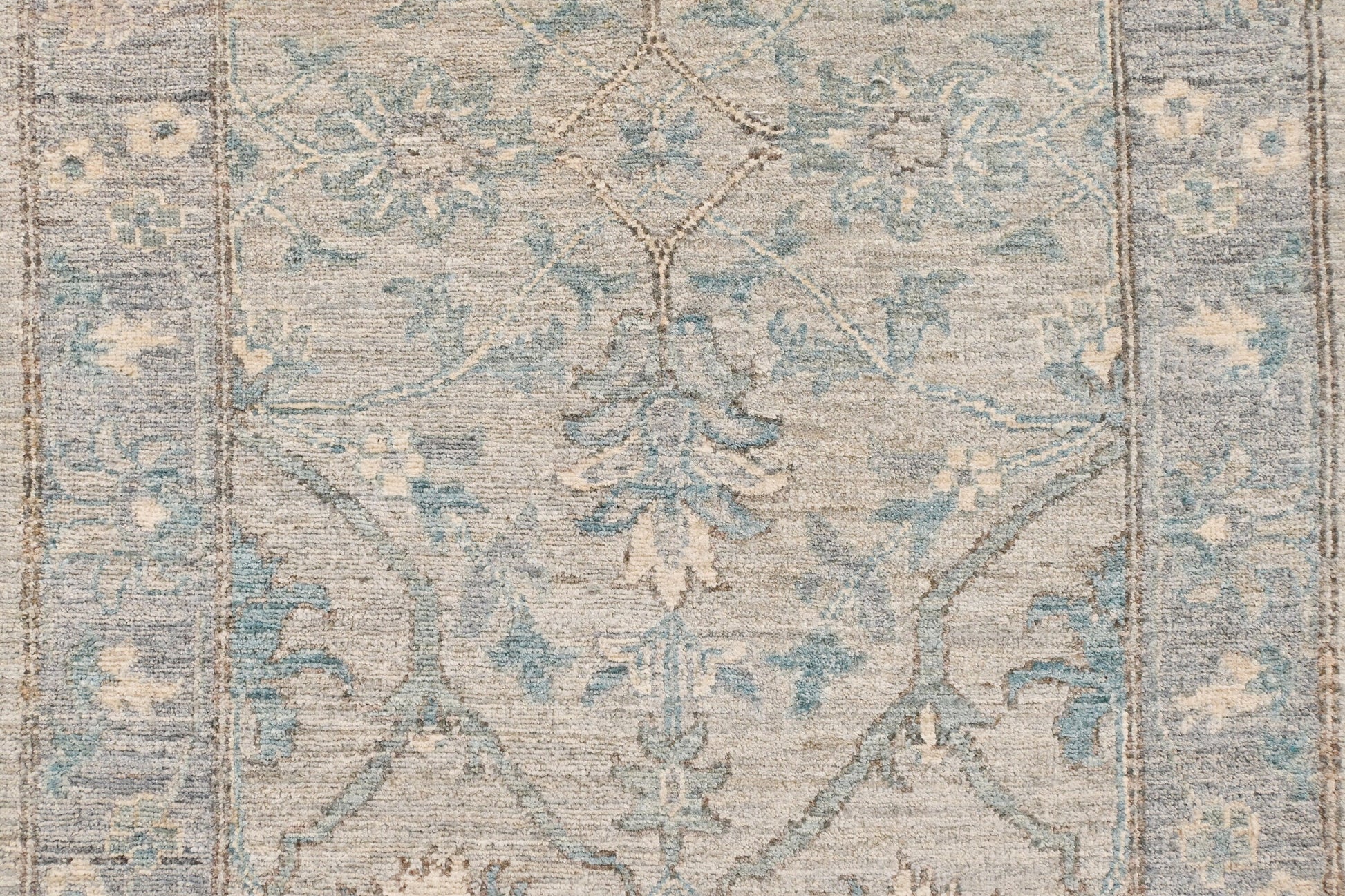 Kandahar Gardens Runner Rug | 9'9" x 2'11" | Genuine Hand-knotted Rug | Area Rug