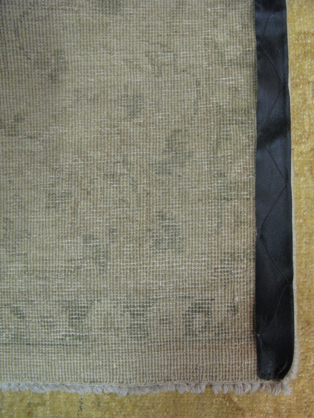 Helmand Lotus Wool Carpet | 7'9" x 5'11" | Home Decor | Hand-knotted Wool Area Rug